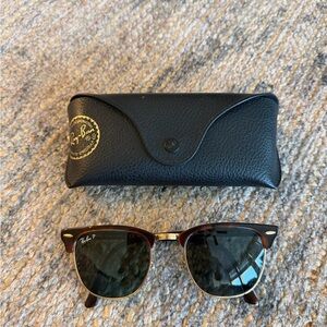 Ray-Ban Clubmaster Sunglasses in Tortoise & Gold with Dark Green Lenses